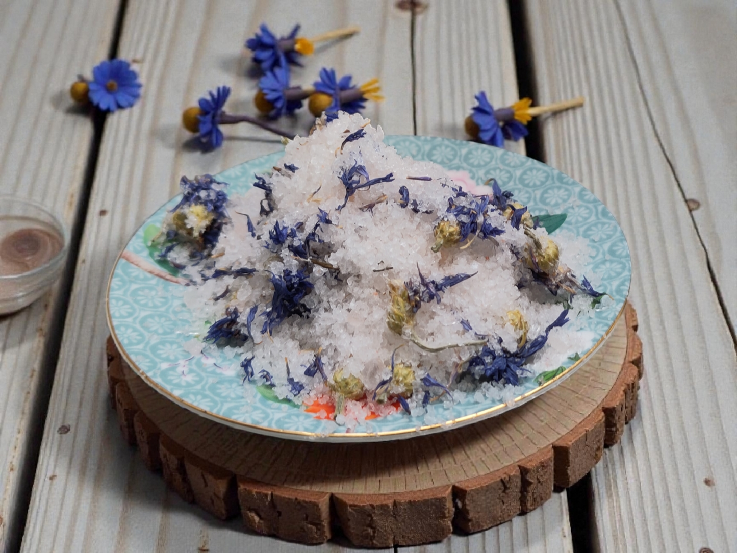 Northern Breath - bad tisane met natuurlijke zouten, hempolie, eucalyptusolie en korenbloem